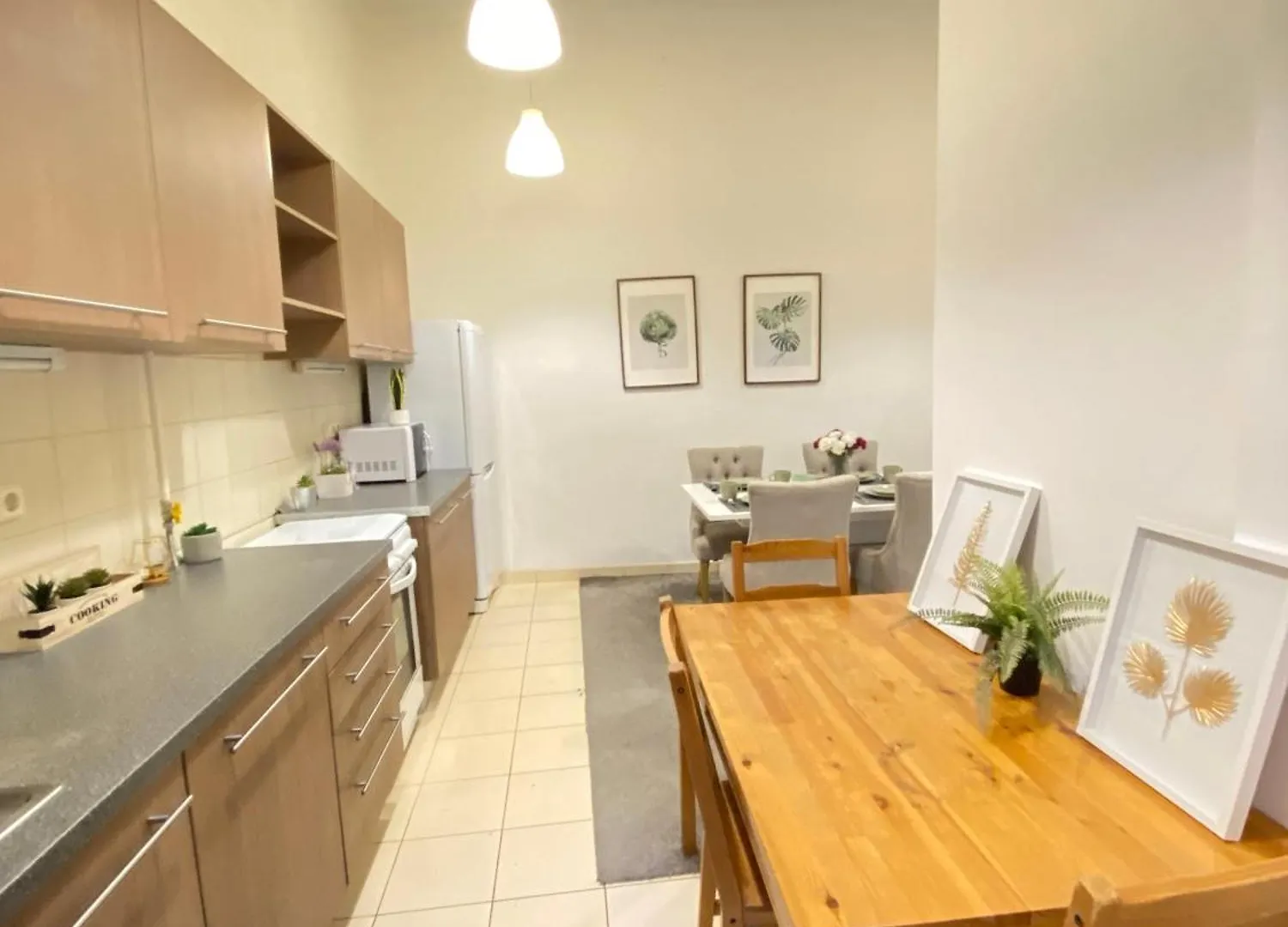 Sziv Apartment - Modern And Comfortable Budapest Homestay